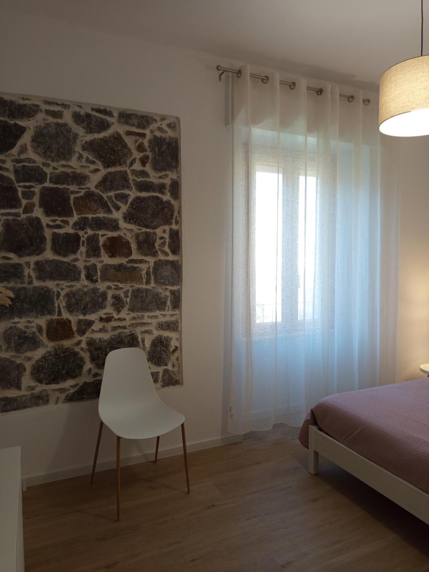Lormar House Lägenhet Oristano Exteriör bild